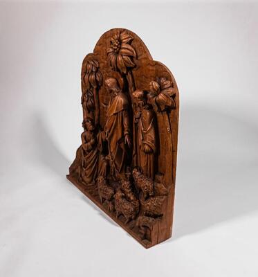 Relief  style Gothic -  Style  en Hand -Carved Wood Oak, 19th Century