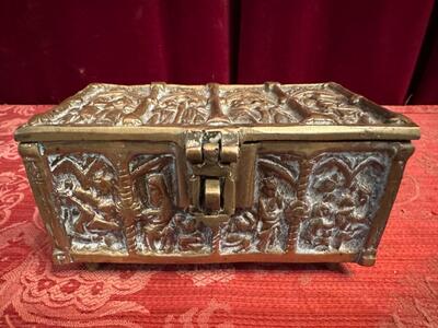 Reliquary - Box style Gothic - Style en Bronze Gilt, Italy  19 th century