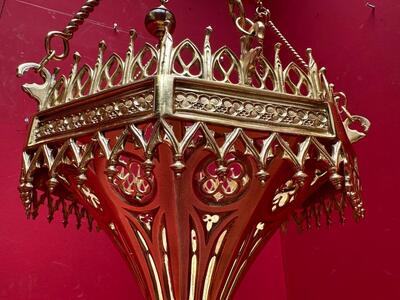 1 Gothic - style Sanctuary Lamp
