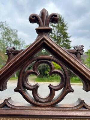 Screen style Gothic - Style en Walnut wood / Fabrics, France 19 th century ( Anno 1840 )