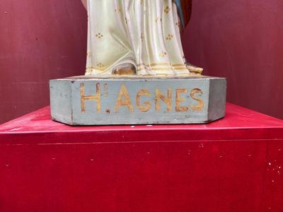 St. Agnes  style Gothic - style en Plaster polychrome, Belgium 19 th century ( Anno 1875 )