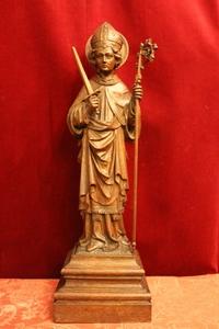 St. Lambertus Statue  style Gothic - style en hand-carved wood Oak, Belgium 18 th century ( Anno 1870 )