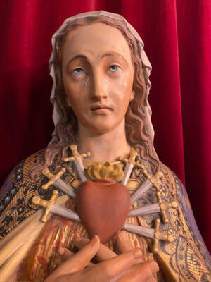 St. Mary Mater Dolorosa  style Gothic - style en Plaster polychrome, Belgium  19 th century ( Anno 1890 )