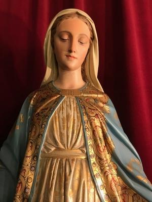 St. Mary Statue With Original Stand. Measures Statue H 90 Cm. style Gothic - style en plaster polychrome / Wood Oak, France 19th century ( anno 1890 )