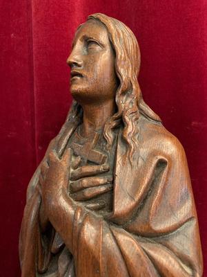St. Veronica Statue  style Gothic - Style en hand-carved wood Oak, Belgium 19th century ( anno 1875 )