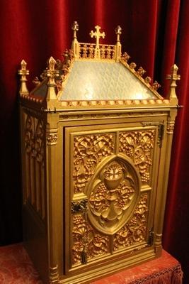 Tabernacle With Original Key.  style Gothic - style en wood polychrome, Dutch 19th century ( anno 1875 )