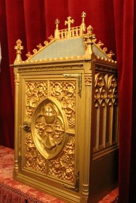 Tabernacle With Original Key.  style Gothic - style en wood polychrome, Dutch 19th century ( anno 1875 )