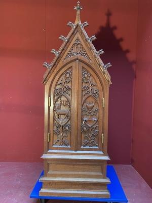 Tabernacle With Original Key.  style Gothic - style en Oak wood / Iron Safe / Brass Doors, Belgium 19th century ( anno 1875 )