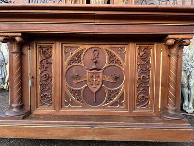 Unique Pilgrim Altar Dedicated To St. James ( Jacobus ) Of Compostella style Gothic - Style en Oak wood / All sculptures are hand - carved wood., Spain 19 th century