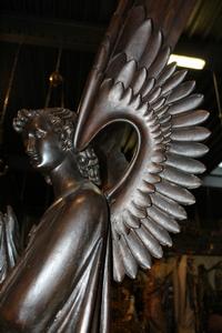 Unique Fully Hand-Carved Angel In Original Colour. style gothic en wood , Dutch 19th century