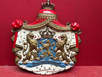 Large Coat Of Arms  en Iron, Nehterlands 19 th century