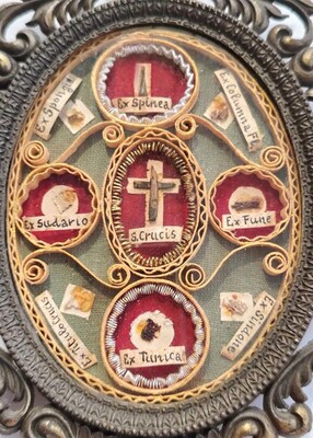 1  Large Multi Reliquary Passion Of Christ Expected !