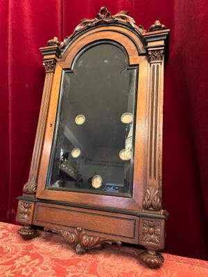 Hanging Display Cabinet style Louis Seize en Wood / Glass, Belgium  19 th century ( Anno 1885 )