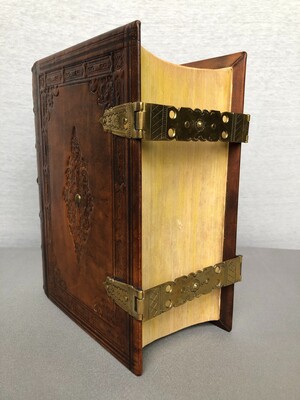 Luther Bible; Nicolaas Haas/Samuel Schoonwald 1725. Old & New Testament en Leather / Paper / Brass Locks, Amsterdam Netherlands  18 th century