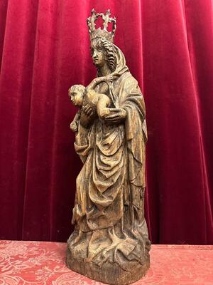 Madonna With Child Sculpture  en Hand - Carved Wood , Belgium  19 th century