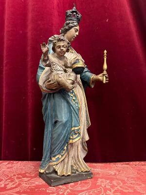 1  Madonna With Child Sculpture
