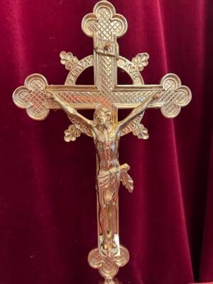 Altar - Cross style Neo Classicistic en Bronze / Polished and Varnished, Belgium  19 th century ( Anno 1885 )