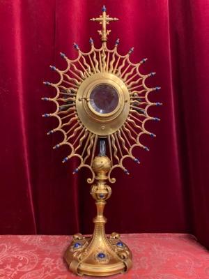 Monstrance In Special Design style NEO-CLASSICISTIC en Brass / Bronze / Silver Imaginations / Gilt / Stones / Enamel / Glass , France 19 th century ( Anno 1875 )
