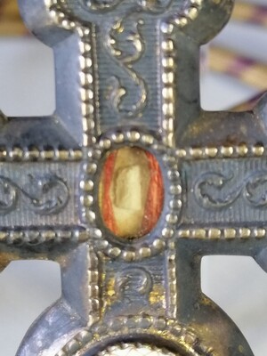 1  Pectoral Archbishop'S Crozier With Ex Ossibus Relic