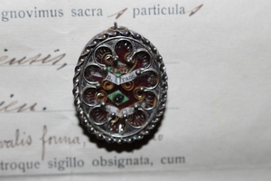 Relic Ex Cineribus St. Franc. Ass. Ex Ossibus St. Clara Ass. With Document en silver, Assisi Italy 20 th century (1924)