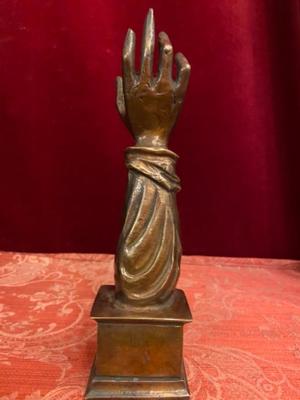 Reliquary - Arm Ex Ossibus St. Bartholomeus Apostle en Bronze / Glass / Red Seals, Italy  18th century
