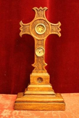Reliquary - Cross Relic St. Theresia Of Lisieux And Relics St. Petrus, Barbara, Aloysius, Joseph, Ex Sepulcre B.M.V. en Cross Oak, France 20th century (Anno 1920)