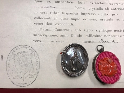 Reliquary Ex Ossibus St. Leon With Original Document en Silver, France 19th century