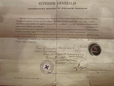 1  Reliquary - First Class Relic Ex Carne St. Vincentius A Paulo With Original Document