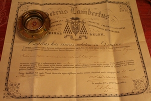 Reliquary / Relic. Ex Camisia Beate Maria V. Original Document. en Brass, Italy 19th century