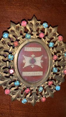 Reliquary - Relic Ex Carne J.M. Baptist Vianney No Document  en Brass / Glass / Stones / Originally Sealed, France 19th century ( anno 1875 )