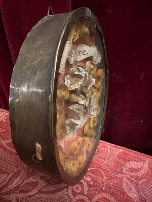 Reliquary - Relic Ex Ossibus Relic St. Scraphianis Martyr Romae en Brass / Glass / Wax Seal, Italy  18 th century ( Anno 1750 )
