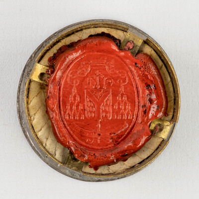 Reliquary - Relic Ex Ossibus Sanctae Petronillae, Virginis.  With Original Document en Brass / Glass / Wax Seal, Belgium  19 th century