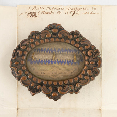 Reliquary - Relic Ex Ossibus Sancti Britii Infantis Martyris. With Original Document en Brass / Glass / Wax Seal, Belgium  19 th century ( Anno 1858 )