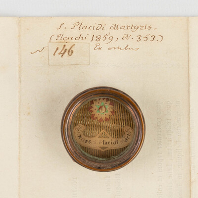 Reliquary - Relic Ex Ossibus Sancti Placidi Martyris. With Original Document en Brass / Glass / Wax Seal, Belgium  19 th century ( Anno 1859 )