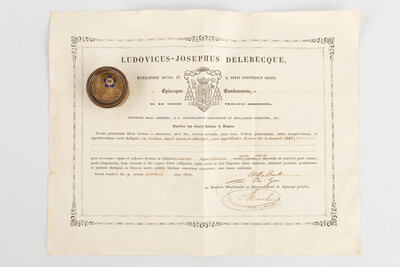 Reliquary - Relic Reliquary - Relic Ex Ossibus Sancti Amandi Martyris. With Original Docment en Brass / Glass / Wax Seal, Belgium  19 th century ( Anno 1858 )