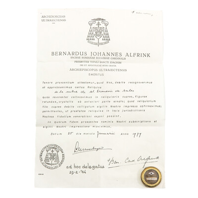 1  Reliquary - Relic With Original Document Expected !