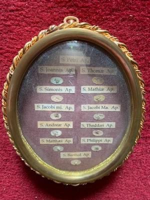 Reliquary  Relics Of All 12 Apostles  en Brass / Gilt / Glass, Belgium 19th century
