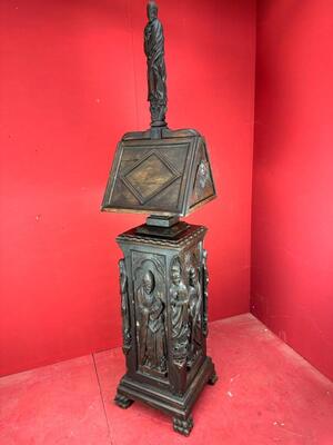 Double - Sided Lectern style Renaissance en Hand - Carved Wood , Brittany - France 17 th century