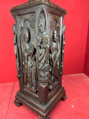 Double - Sided Lectern style Renaissance en Hand - Carved Wood , Brittany - France 17 th century