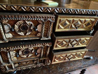 Exceptional Vargueno Cabinet style Renaissance - Style en Fully Hand - Carved Wood / Ivory / Pearl Inlay / Hand Forget Iron Locks, Spain 17 th century