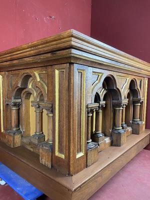 Altar All Sides Equal style Romanesque en Oak Wood, France 19th century ( anno 1870 )