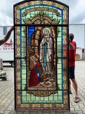 1 Romanesque Stained Glass Window : Mary S Appaerance To Bernadette In Lourdes. Signed: Grosse Bruges.