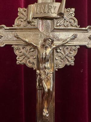 1 Romanesque - Style Altar - Cross