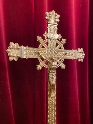Altar - Cross style Romanesque - Style en Bronze / Gilt Polished and Varnished, France 19 th century ( Anno 1880 )