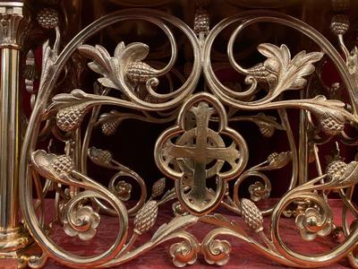 High Quality Tabor All Sides Egual style Romanesque - Style en Full Bronze Polished and Varnished, France 19 th century ( Anno 1870 )