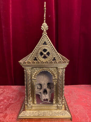 Reliquary - Relic Caput ( Skull ) St. Inhani Mart. style Romanesque - Style en Bronze / Gilt / Glass, 19 th century