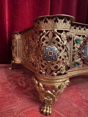 Tabor style Romanesque - Style en Brass / Bronze / Polished and Varnished / Stones / Enamel, France 19 th century ( Anno 1865 )