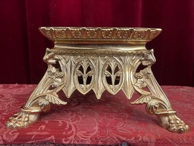 1 Romanesque - Style Tabor