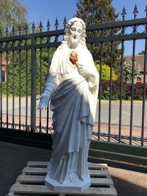 Sacred Heart Statue Cast Iron Statue New Paint  en Cast - Iron / Sandblast / Primer / New Paint , France 19th century
