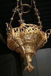 Sanctuary Measures Are Without Chain en Brass / Bronze , France 19th century